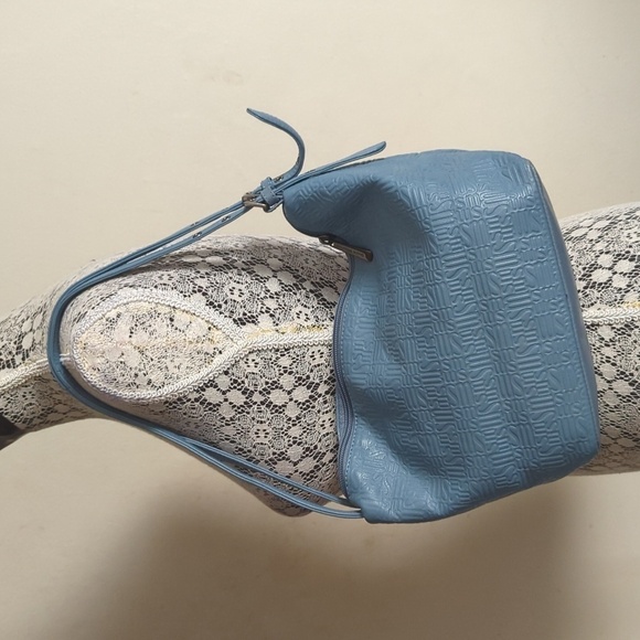 Stone Mountain Shoulder Bag - Picture 14 of 15